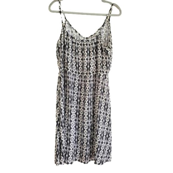 2/$35 SALE Summer Sundress Spaghetti straps Drawstring waist   Large - Picture 4 of 12